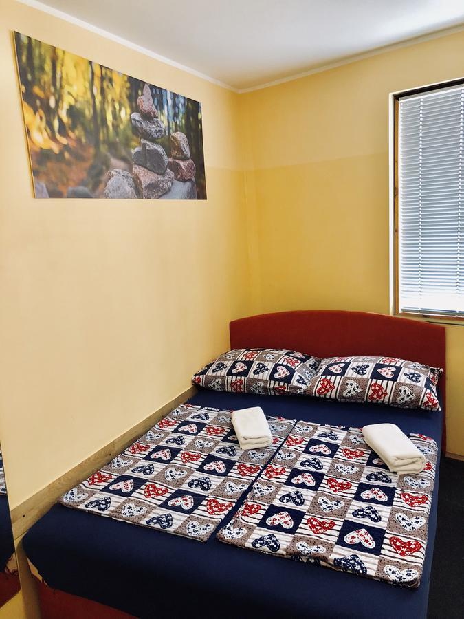 Aladin Hostel Ljubljana Buitenkant foto