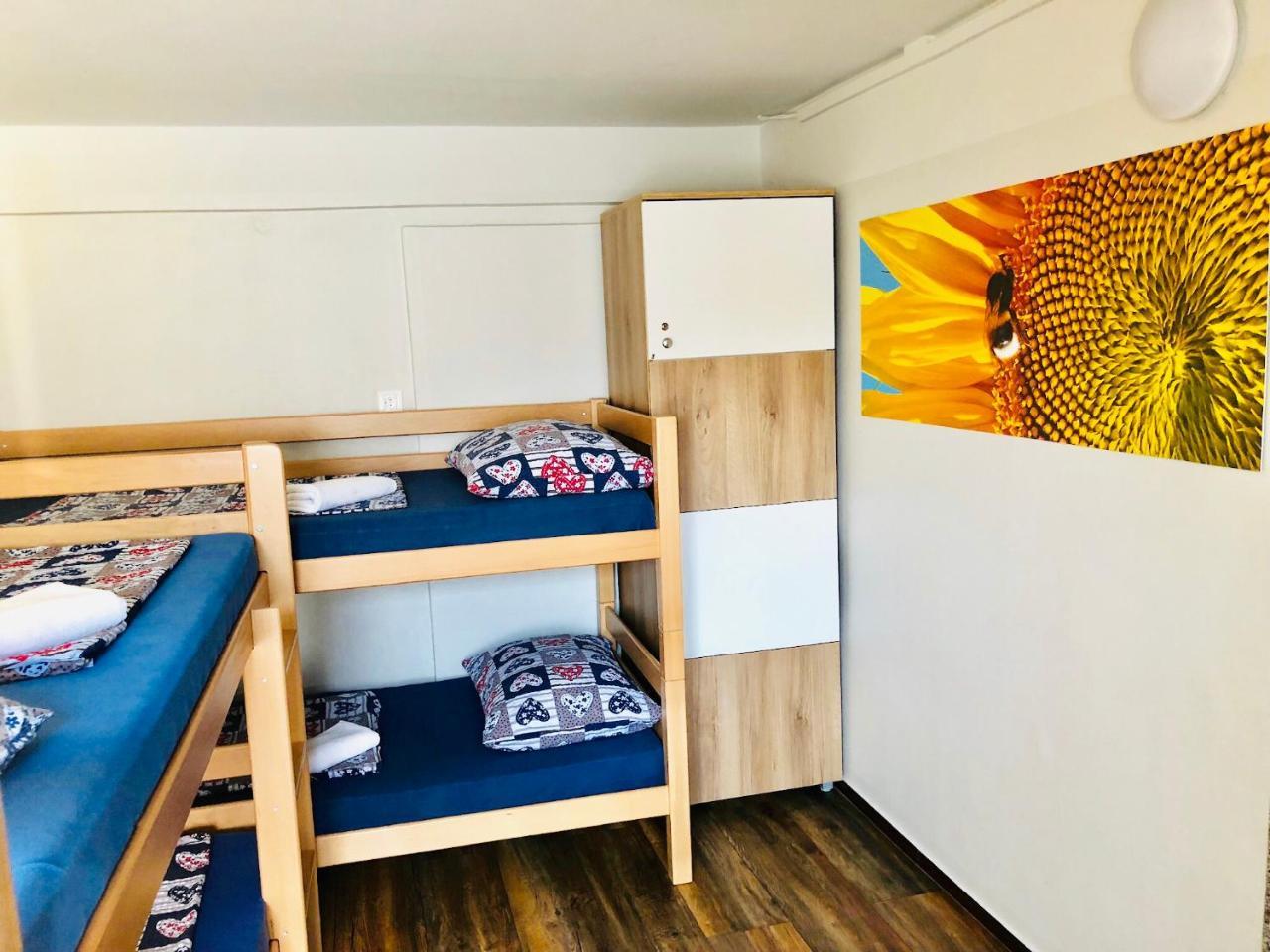 Aladin Hostel Ljubljana Buitenkant foto